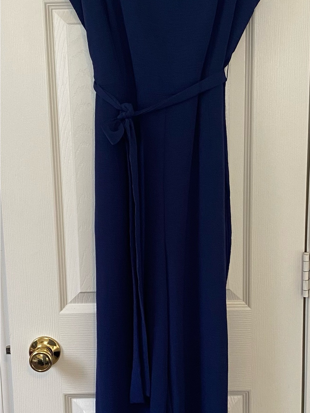 Elegant Navy Tie-Waist Jumpsuit